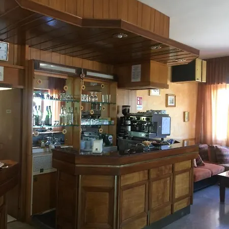Otel Sestriere 3*